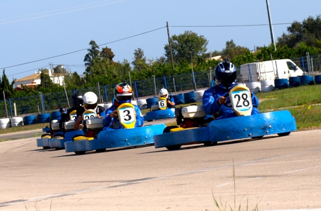  Karts no circuito 